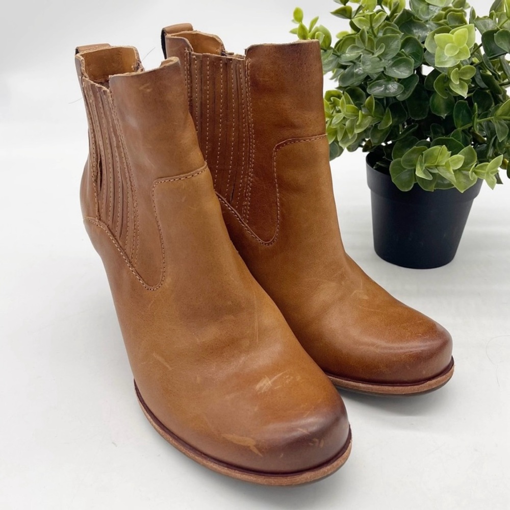 Kork-Ease Verdelet Brown Leather Western Wedge Ankle Boots • Size 7.5 • EUC